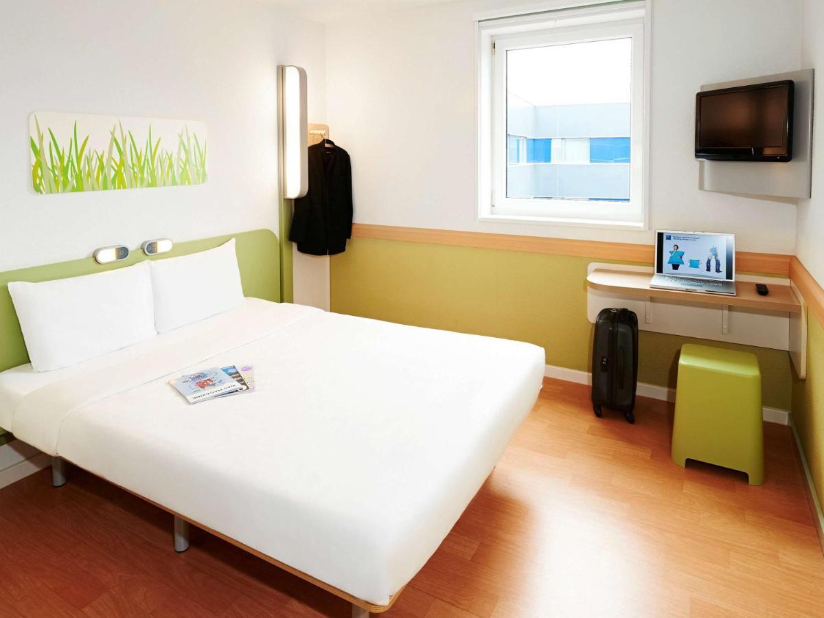 Ibis Budget 우사스쿠 외부 사진