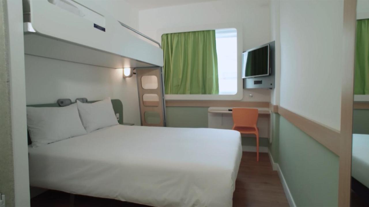 Ibis Budget 우사스쿠 외부 사진